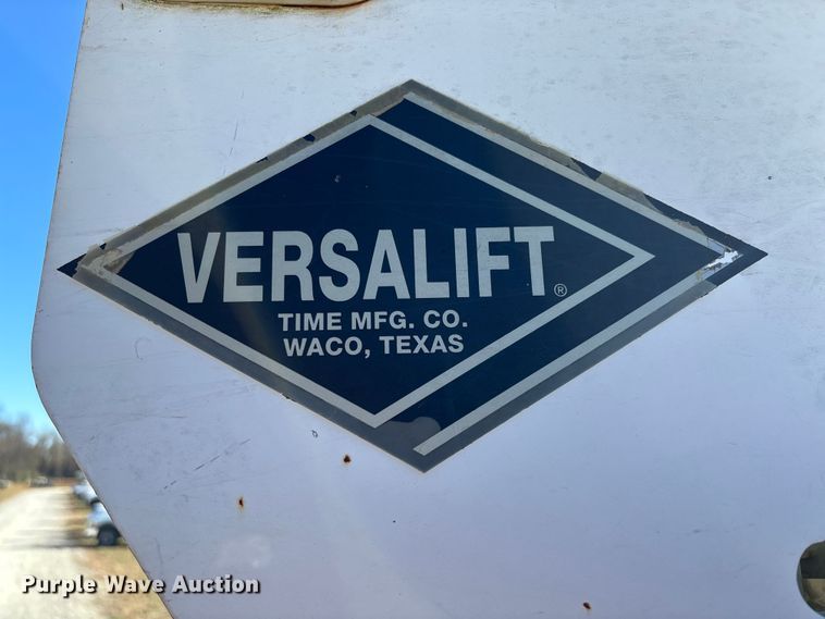 image for item EV3288 2016 RAM 5500 bucket truck