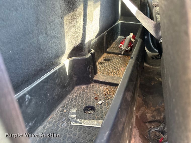 image for item EV3288 2016 RAM 5500 bucket truck