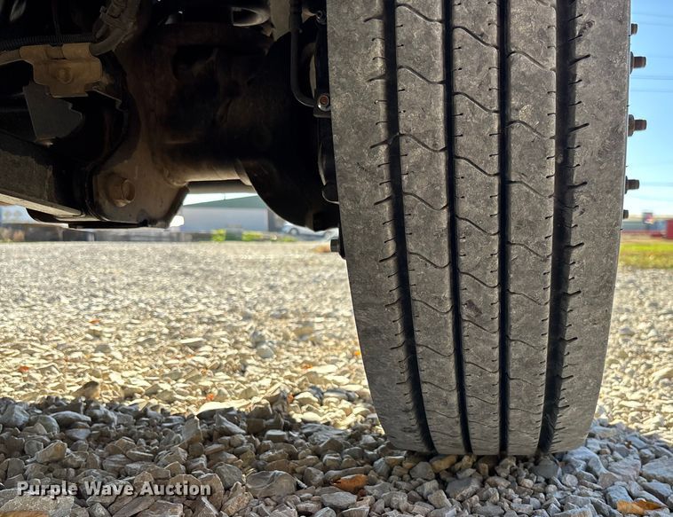 image for item EV3288 2016 RAM 5500 bucket truck