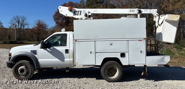 image for item EV3289 2008 Ford F450 Super Duty bucket truck