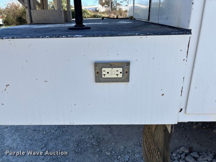 image for item EV3289 2008 Ford F450 Super Duty bucket truck