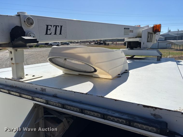 image for item EV3289 2008 Ford F450 Super Duty bucket truck