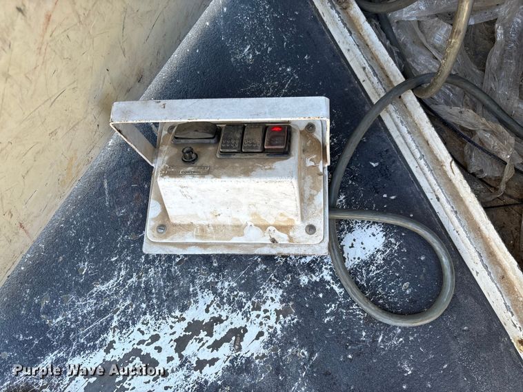 image for item EV3289 2008 Ford F450 Super Duty bucket truck