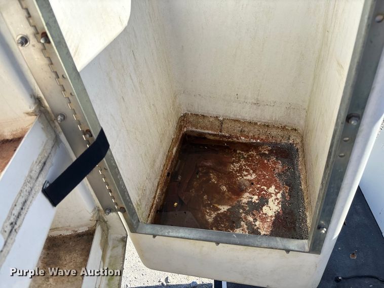 image for item EV3289 2008 Ford F450 Super Duty bucket truck