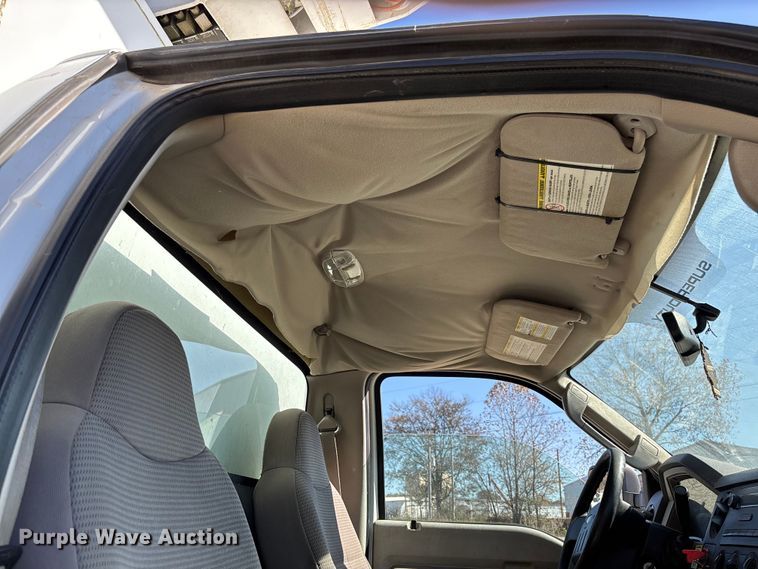 image for item EV3289 2008 Ford F450 Super Duty bucket truck