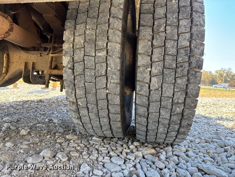 image for item EV3289 2008 Ford F450 Super Duty bucket truck