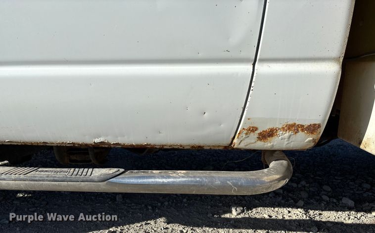 image for item EV3290 2009 Dodge Ram 5500 bucket truck