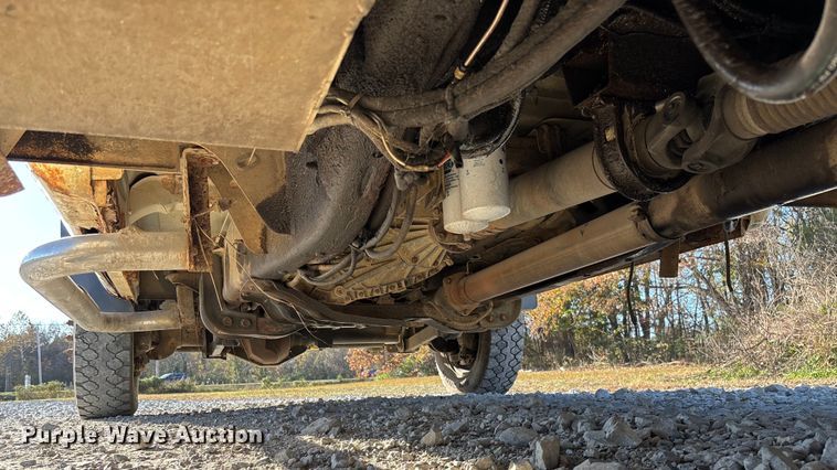 image for item EV3290 2009 Dodge Ram 5500 bucket truck