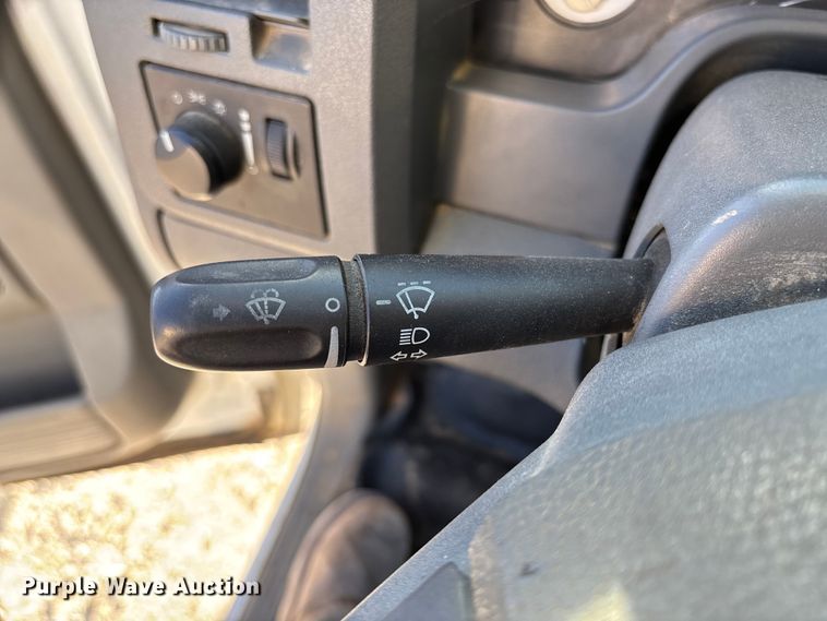 image for item EV3290 2009 Dodge Ram 5500 bucket truck