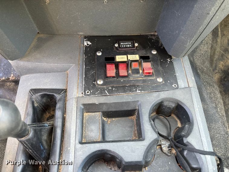 image for item EV3290 2009 Dodge Ram 5500 bucket truck