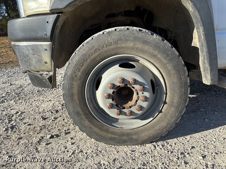 image for item EV3290 2009 Dodge Ram 5500 bucket truck