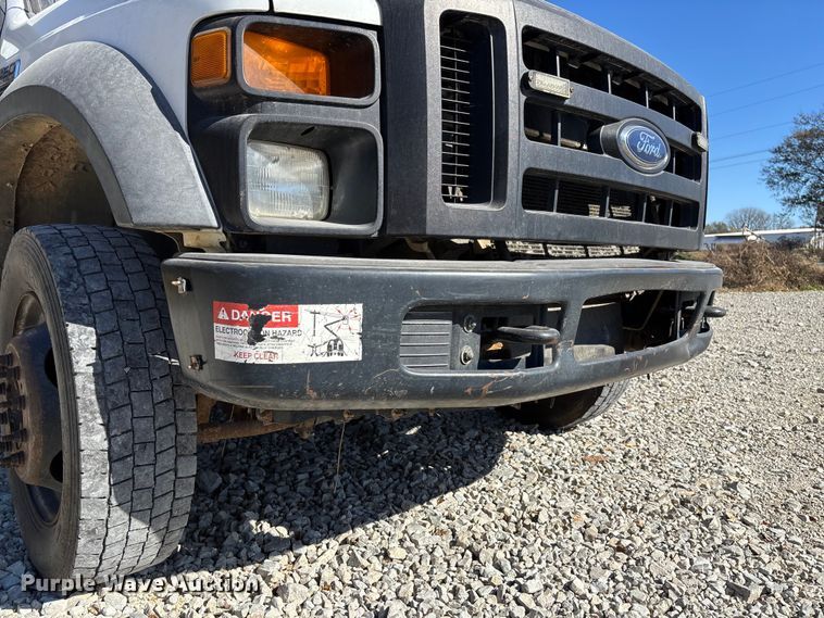 image for item EV3291 2008 Ford F450 Super Duty bucket truck