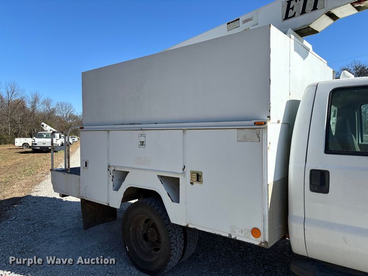 image for item EV3291 2008 Ford F450 Super Duty bucket truck