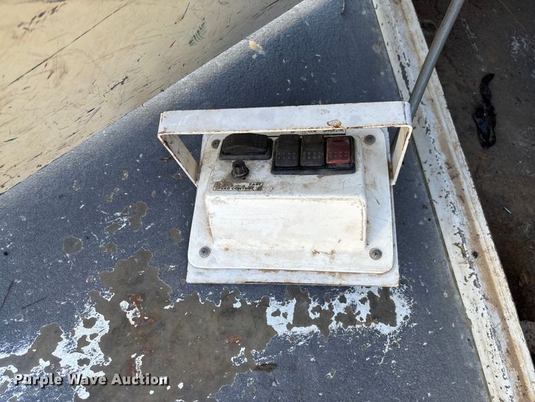 image for item EV3291 2008 Ford F450 Super Duty bucket truck