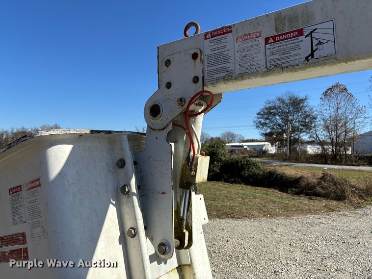 image for item EV3291 2008 Ford F450 Super Duty bucket truck