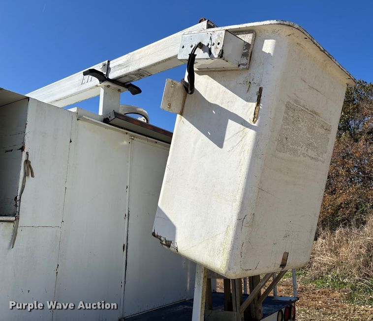 image for item EV3291 2008 Ford F450 Super Duty bucket truck