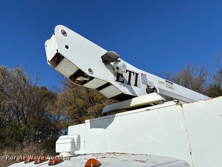 image for item EV3291 2008 Ford F450 Super Duty bucket truck