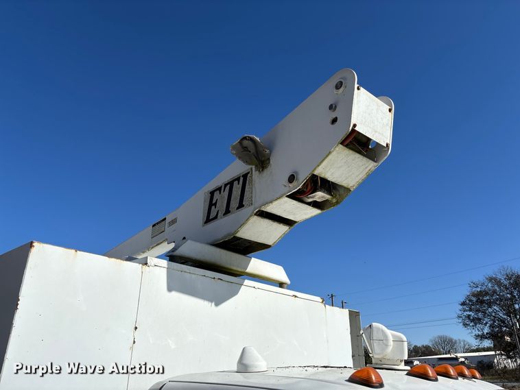 image for item EV3291 2008 Ford F450 Super Duty bucket truck