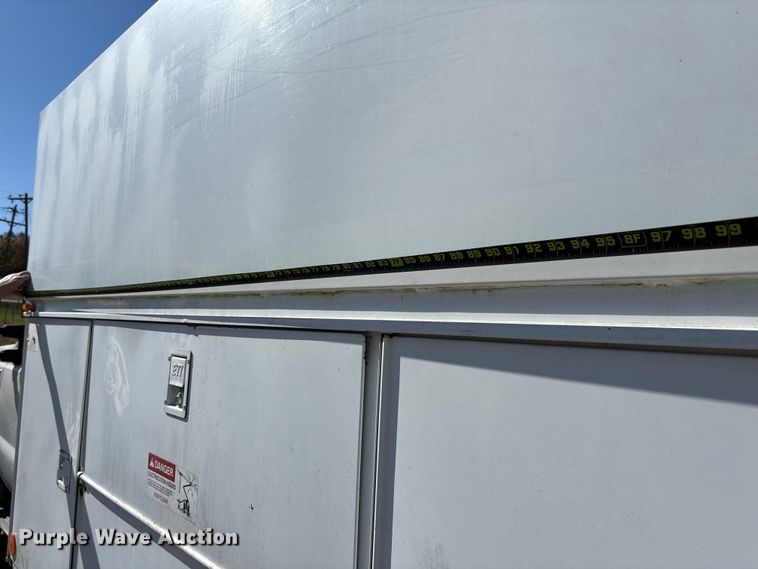 image for item EV3291 2008 Ford F450 Super Duty bucket truck