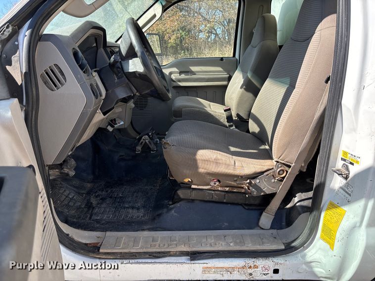 image for item EV3291 2008 Ford F450 Super Duty bucket truck