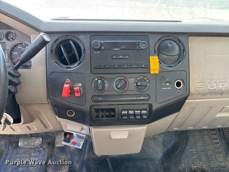 image for item EV3291 2008 Ford F450 Super Duty bucket truck