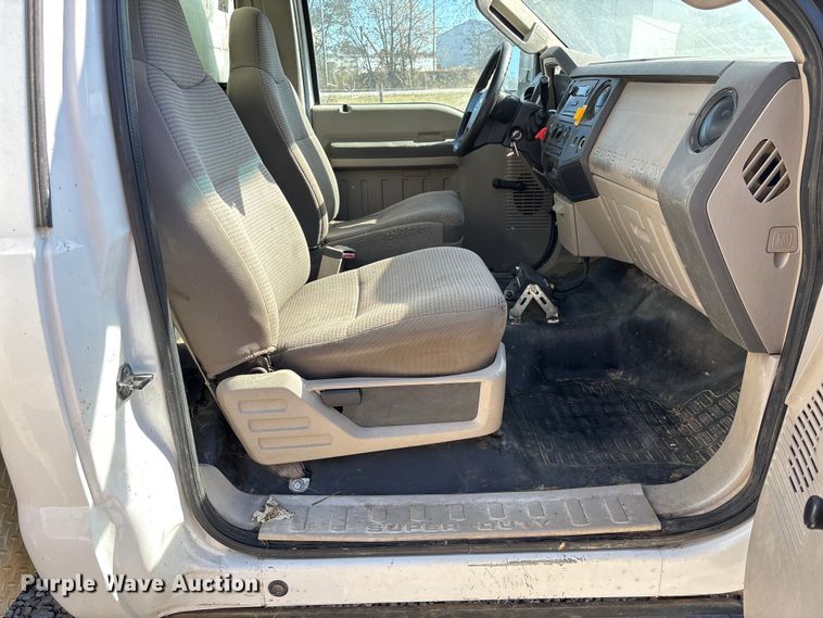 image for item EV3291 2008 Ford F450 Super Duty bucket truck