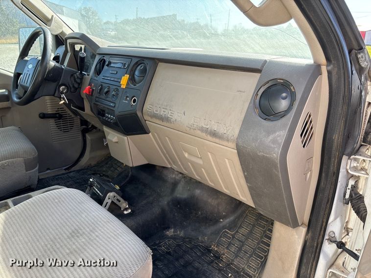 image for item EV3291 2008 Ford F450 Super Duty bucket truck