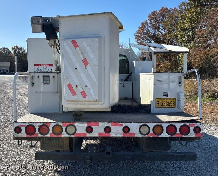 image for item EV3293 2007 Chevrolet C4500 bucket truck