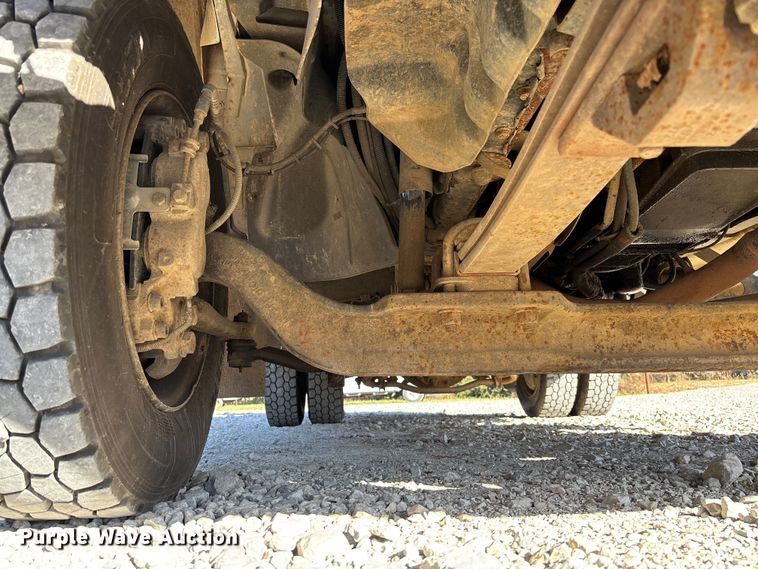 image for item EV3293 2007 Chevrolet C4500 bucket truck