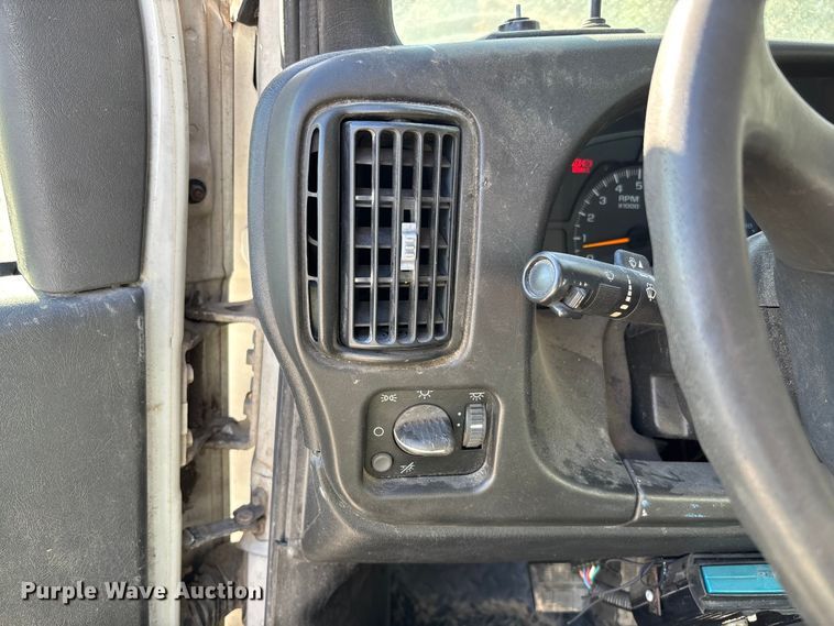 image for item EV3293 2007 Chevrolet C4500 bucket truck