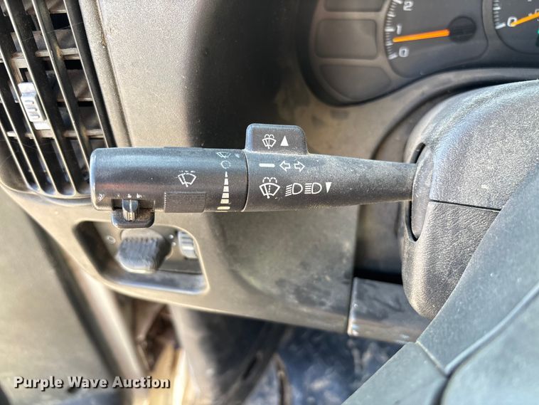 image for item EV3293 2007 Chevrolet C4500 bucket truck