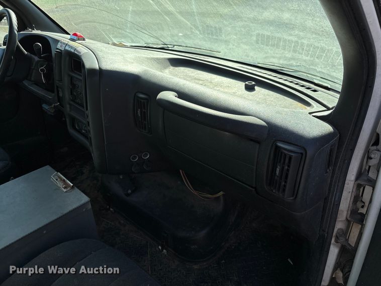 image for item EV3293 2007 Chevrolet C4500 bucket truck