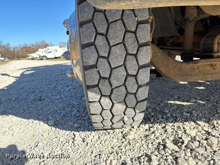 image for item EV3293 2007 Chevrolet C4500 bucket truck