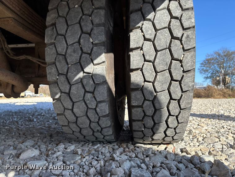 image for item EV3293 2007 Chevrolet C4500 bucket truck