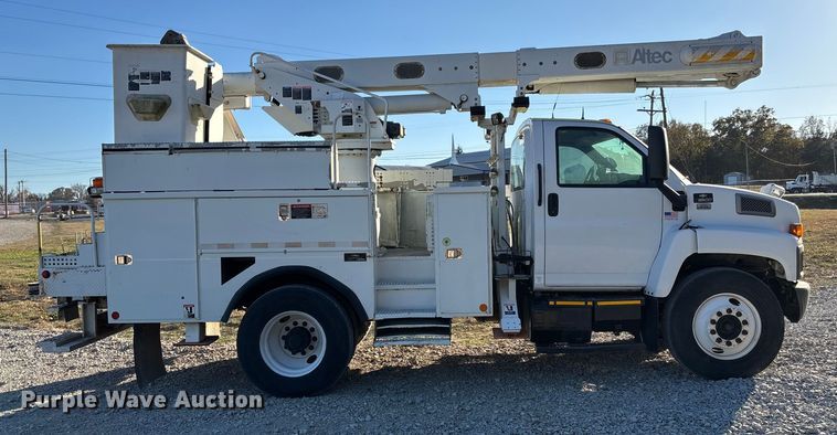 CAMIóN CON CANASTILLA 2009 CHEVROLET ALTEC