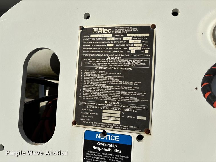 image for item EV3294 2009 Chevrolet C8500 bucket truck