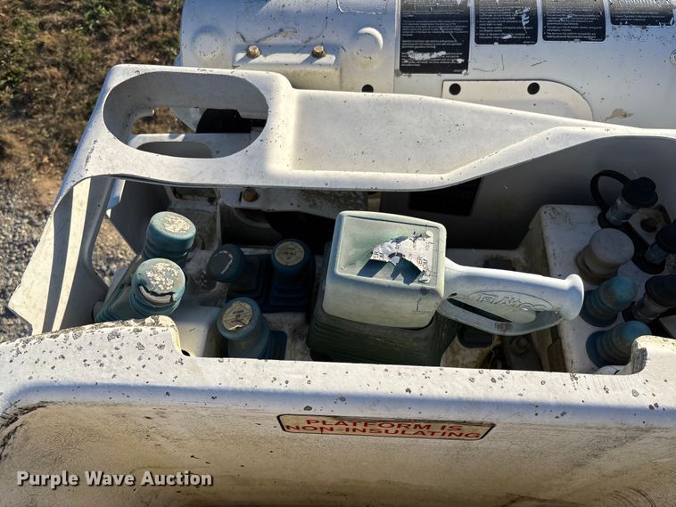 image for item EV3294 2009 Chevrolet C8500 bucket truck