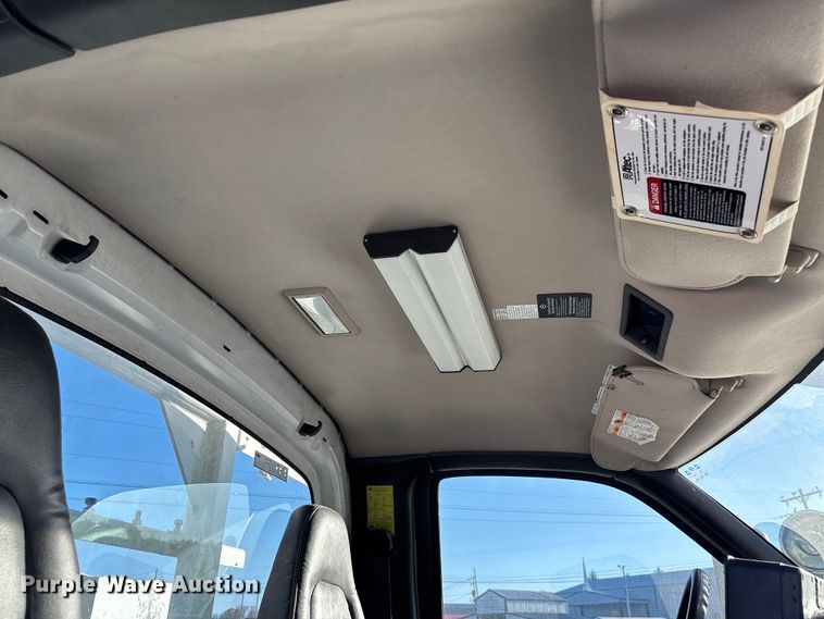 image for item EV3294 2009 Chevrolet C8500 bucket truck