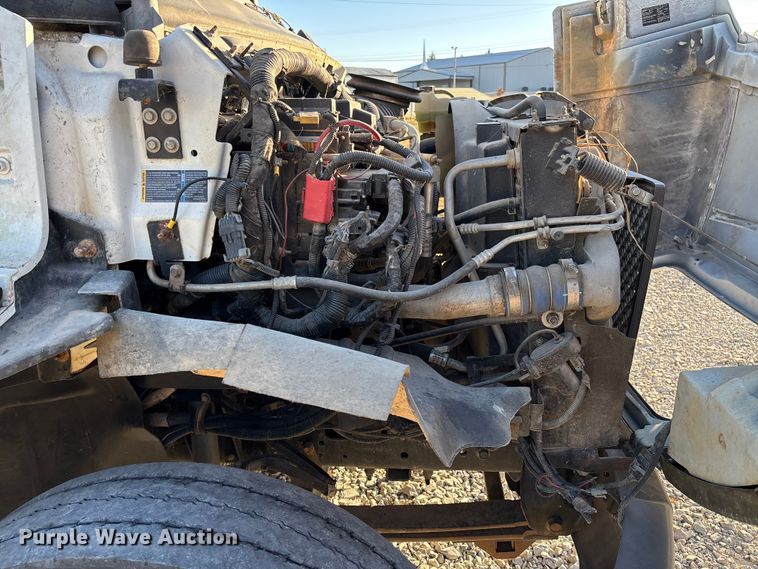 image for item EV3294 2009 Chevrolet C8500 bucket truck