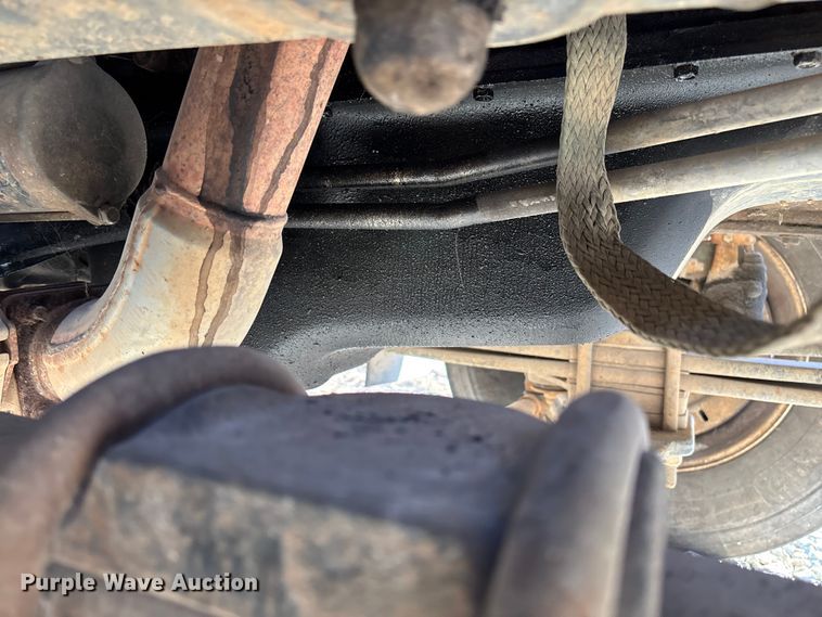 image for item EV3294 2009 Chevrolet C8500 bucket truck