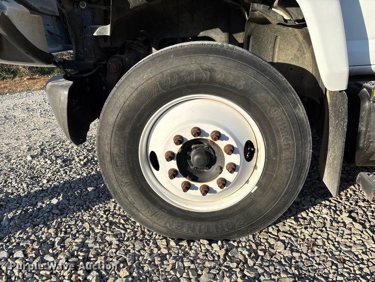 image for item EV3294 2009 Chevrolet C8500 bucket truck