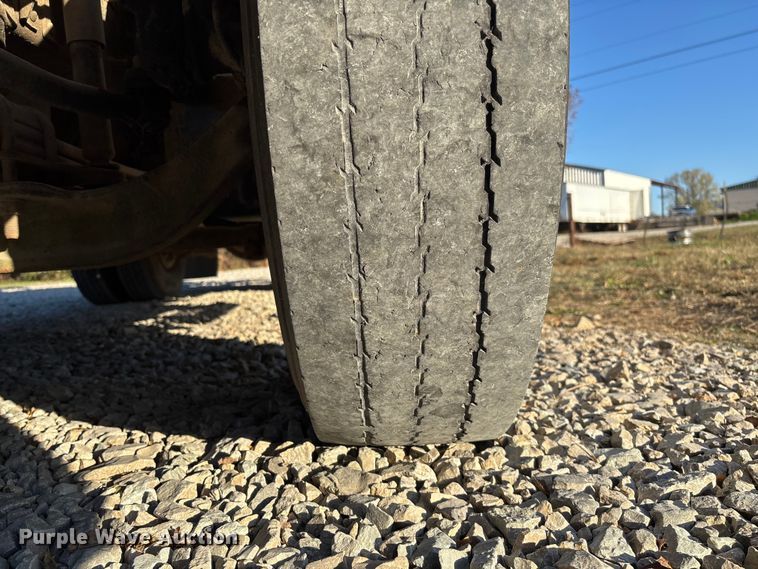 image for item EV3294 2009 Chevrolet C8500 bucket truck