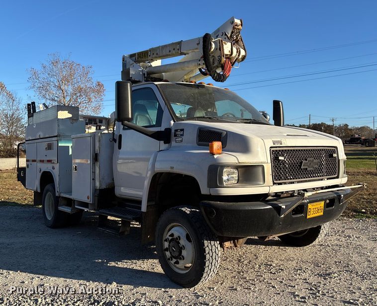 CAMIóN CON CANASTILLA 2008 CHEVROLET ALTEC