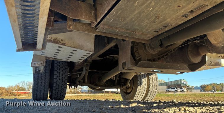 image for item EV3295 2008 Chevrolet C5500 bucket truck