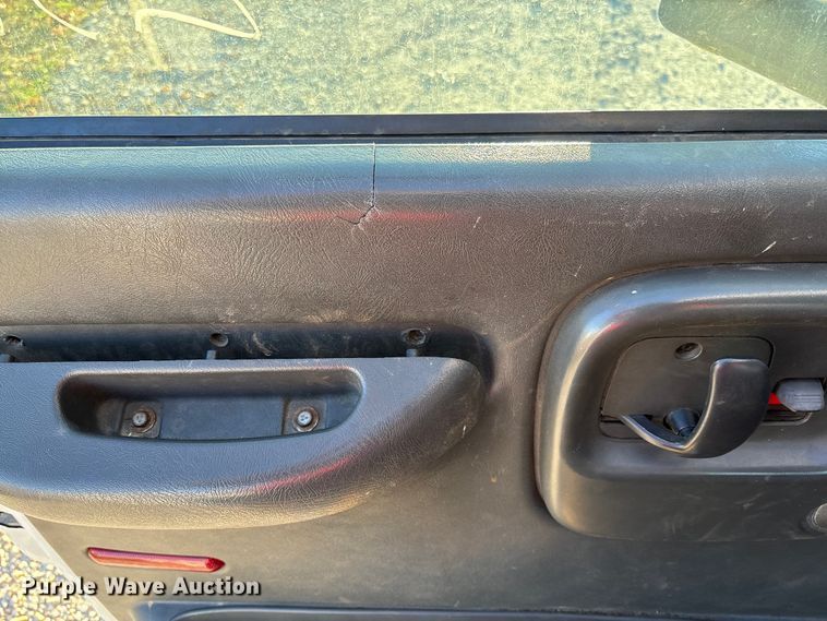 image for item EV3295 2008 Chevrolet C5500 bucket truck