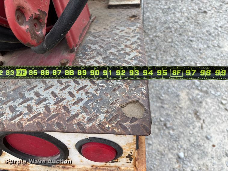 image for item EV3296 2003 International 4300 digger derrick truck