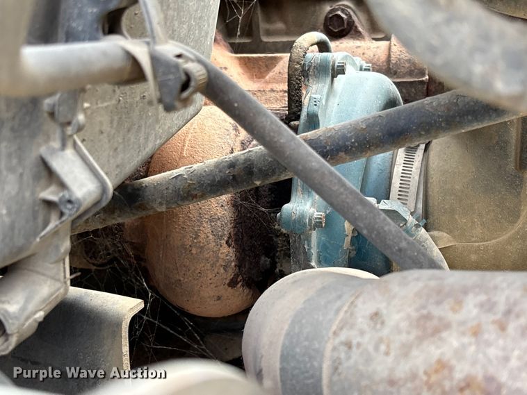 image for item EV3296 2003 International 4300 digger derrick truck