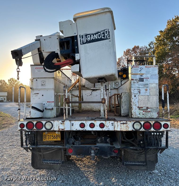 image for item EV3297 2007 Ford F750 Super Duty bucket truck