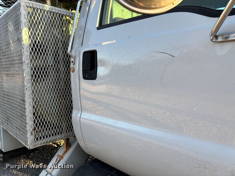 image for item EV3297 2007 Ford F750 Super Duty bucket truck