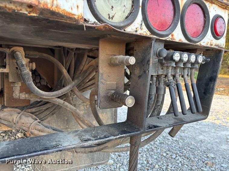 image for item EV3297 2007 Ford F750 Super Duty bucket truck